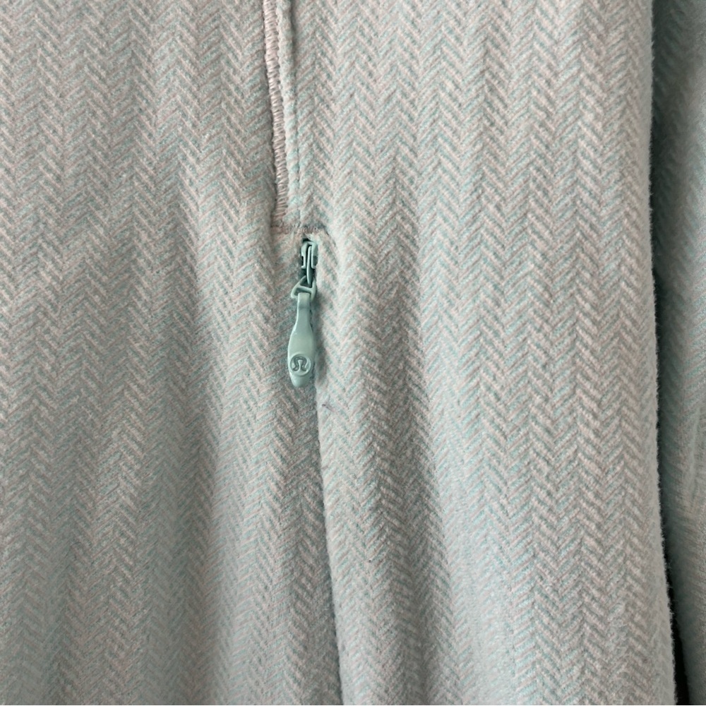 lululemon athletica Light Aqua Half-Zip Pullover Jacket - Picture 7 of 10